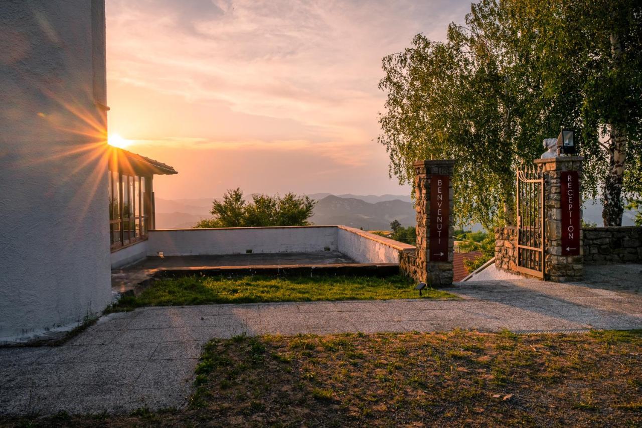 Hotel Butterfly - Il Nido D'Amore Bologna Monzuno ภายนอก รูปภาพ
