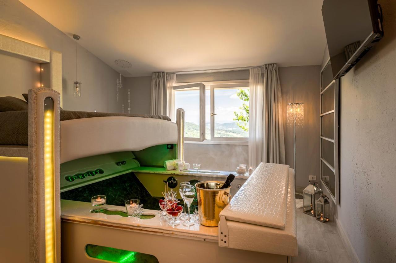 Hotel Butterfly - Il Nido D'Amore Bologna Monzuno ภายนอก รูปภาพ